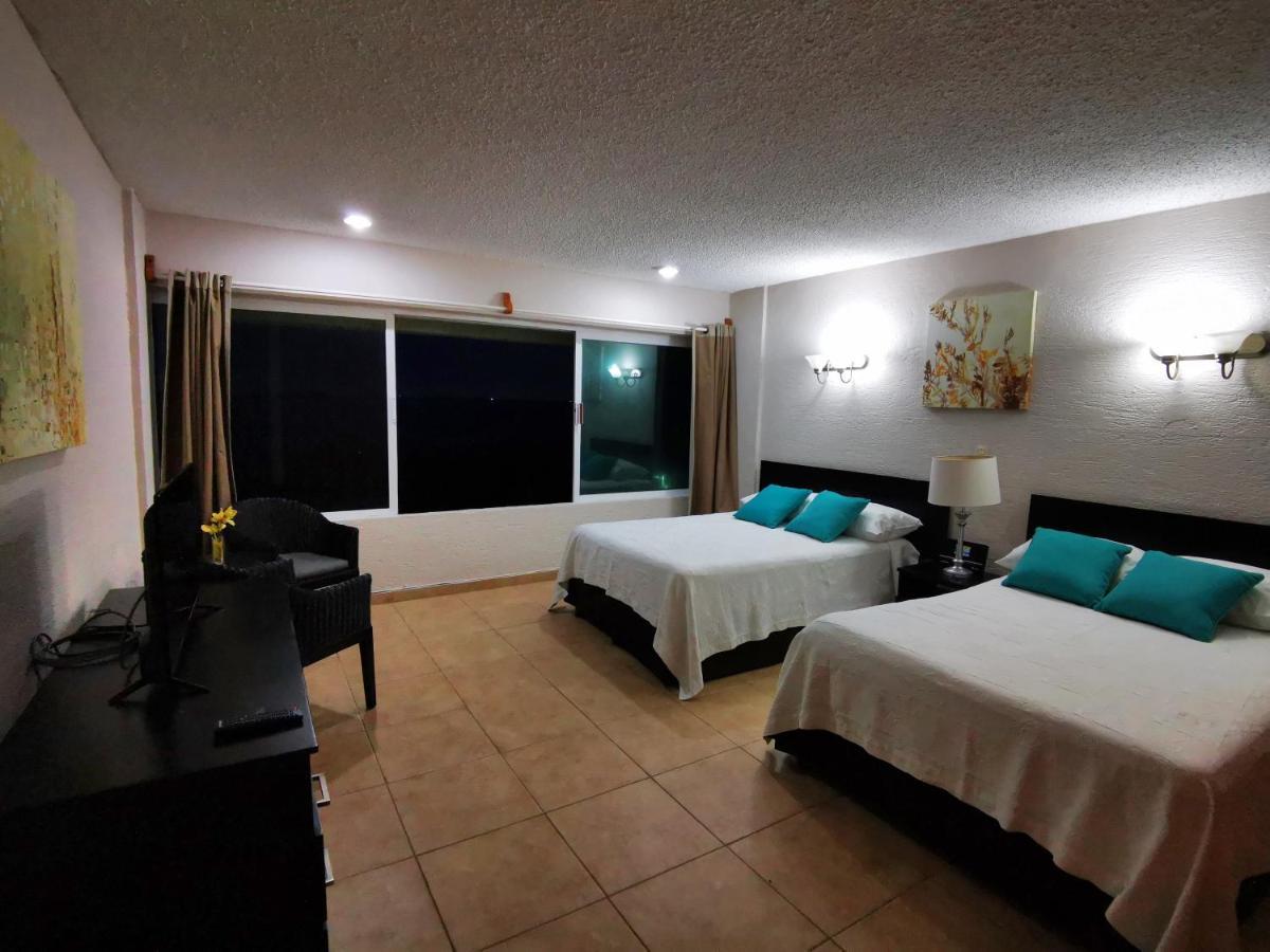 Brisas Beachfront Studios In Hotel Zone Κανκούν Εξωτερικό φωτογραφία